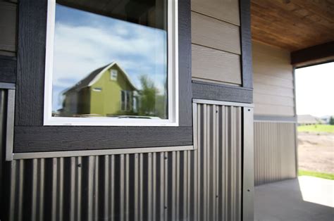 using metal siding for heat shield on house|why metal siding is important.